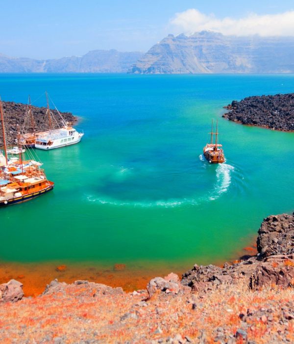 Santorini Volcano Sunset Cruise | MyGreece