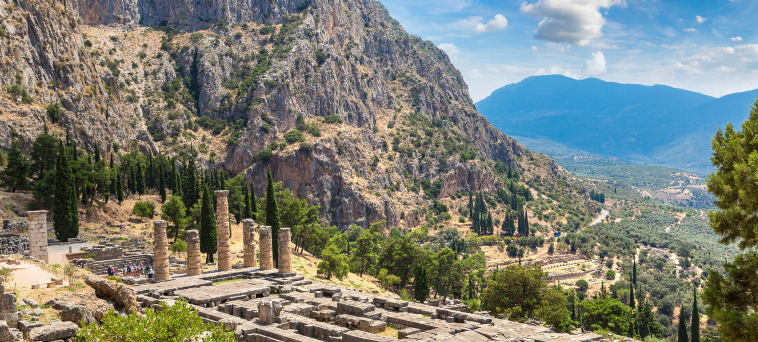 My Delphi & Korikion Antron Cave Trek | MyGreece