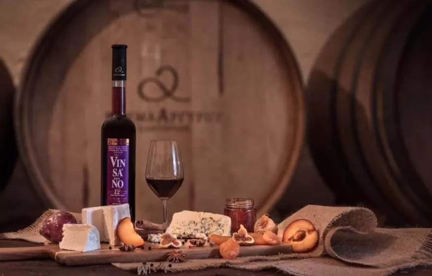 Santorini Wine & Food Experience| MyGreece