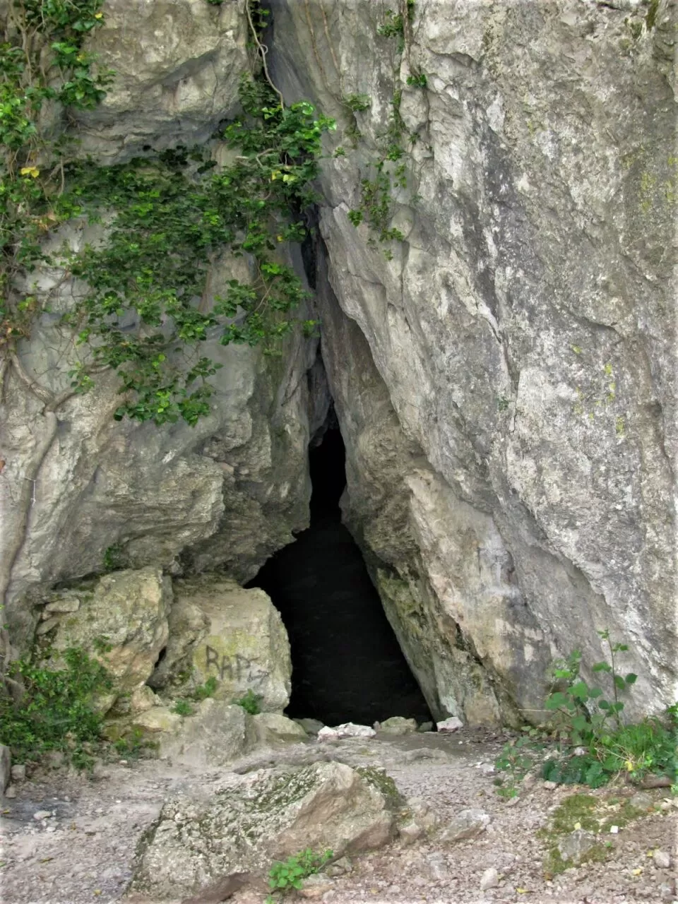 MyGreece | My God Pan’s Cave & Ancient Aqueduct